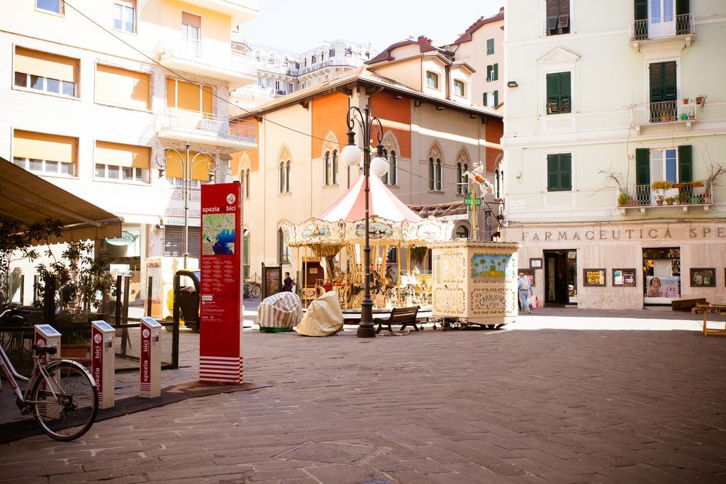 Atmosfere Guest House - Cinque Terre E La Spezia Bagian luar foto